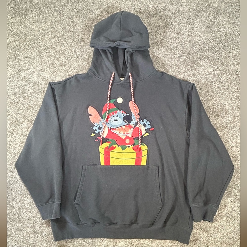 Walt Disney World Hoodie Men’s XL Grey 2024 Stitch Christmas Present